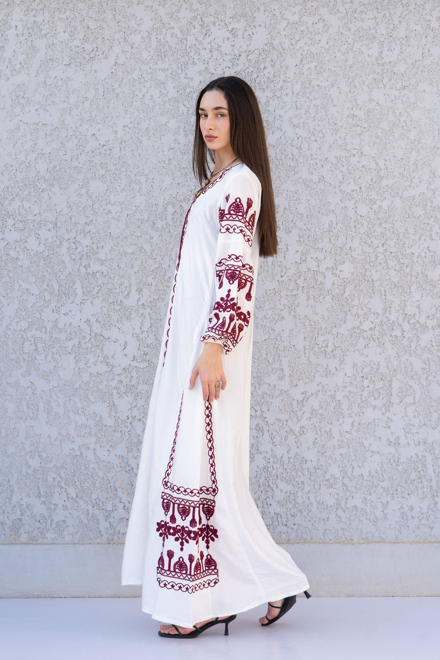 Classy White embroidered Caftan, women's caftan, wedding dress, embroidered Caftan dress, Caftan maxi dress, Caftans for women, Caftans