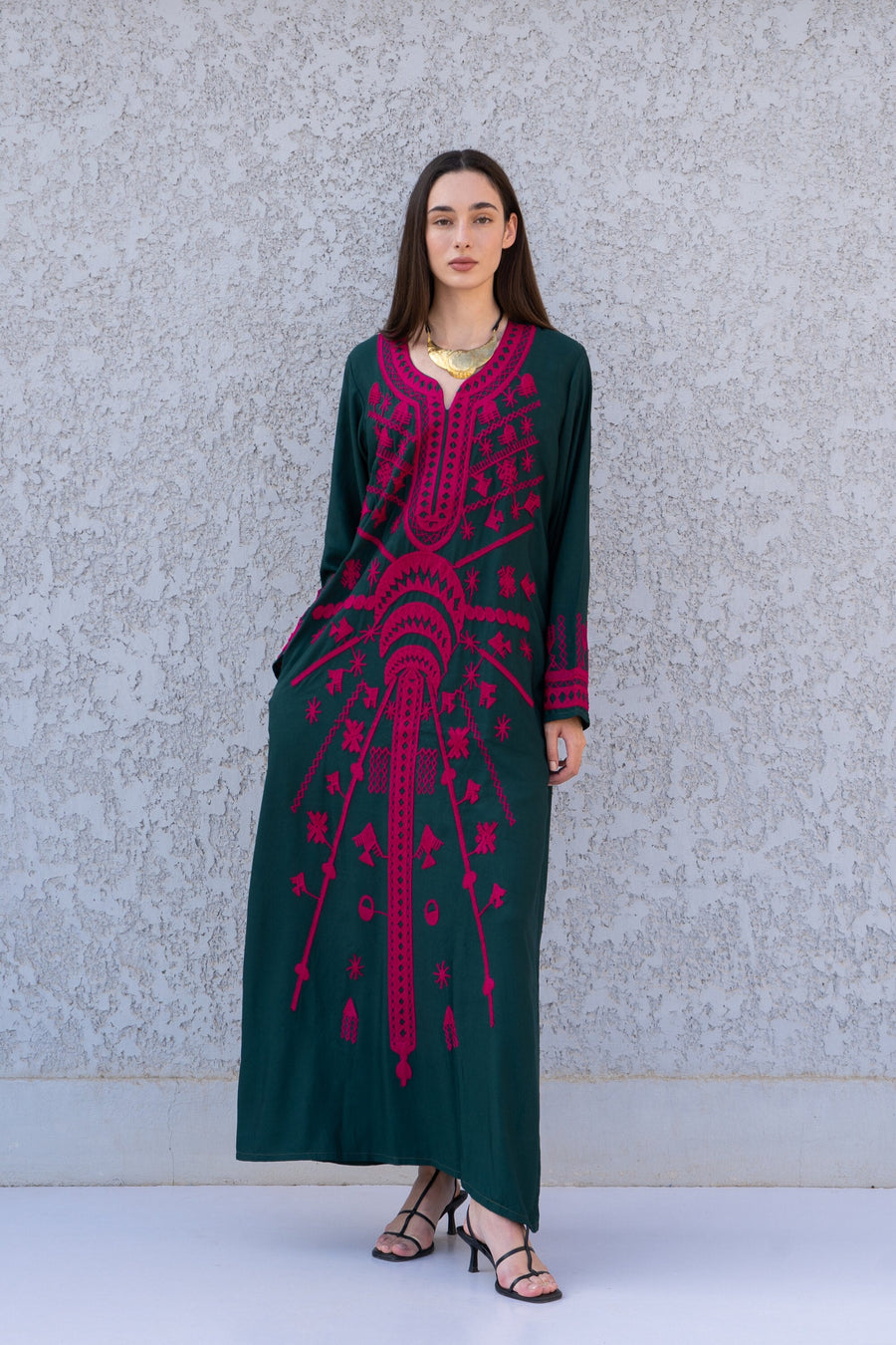 Green embroidered kaftan