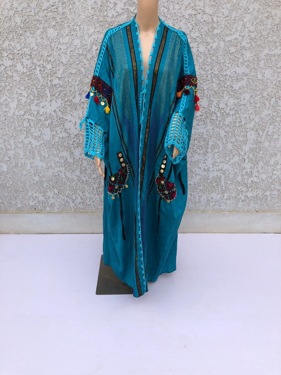 Stunning green hand loomed Abaya, Abaya with Silver threads and crochet sleeves, Winter Wool Abaya, Wool Kimono, Abaya, Handmade Abayas