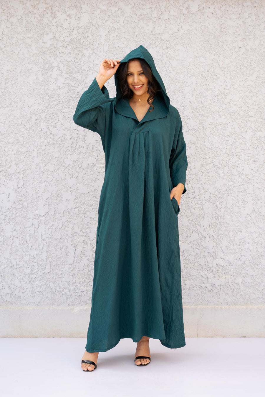 Green Linen hooded caftan maxi dress with pockets, chic Linen caftans for women, Kaftan dress, Caftans for women, caftans