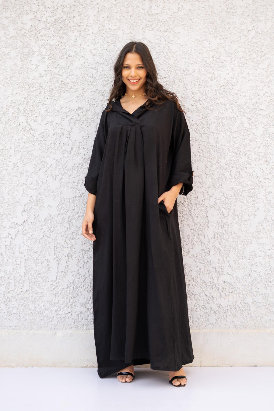 Black Linen summer caftan maxi dress with pockets, chic Linen caftans for women, Kaftan dress, Caftans for women, caftans