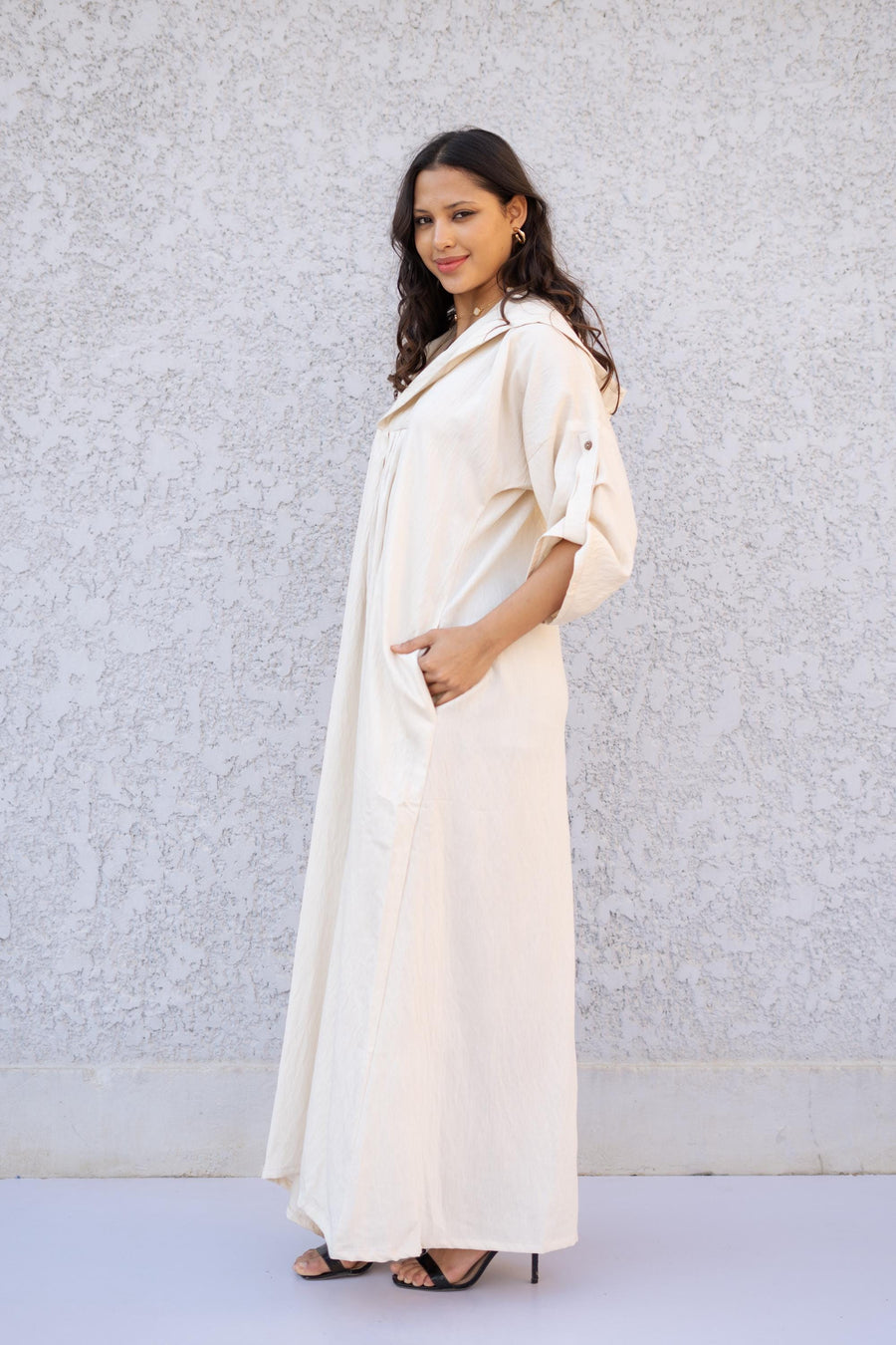 Classy Off White Linen summer caftan maxi dress with pockets, chic Linen caftans for women, Kaftan dress, Caftans for women, caftans