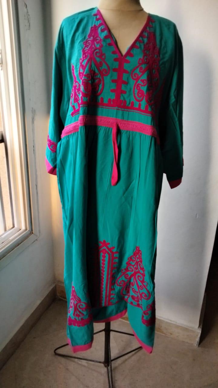 Green Long Sleeve Embroidered Tunic dress, Boho tunic dress, Summer tunic, beach tunic, resorts tunic, Hippie tunic, green Kaftan