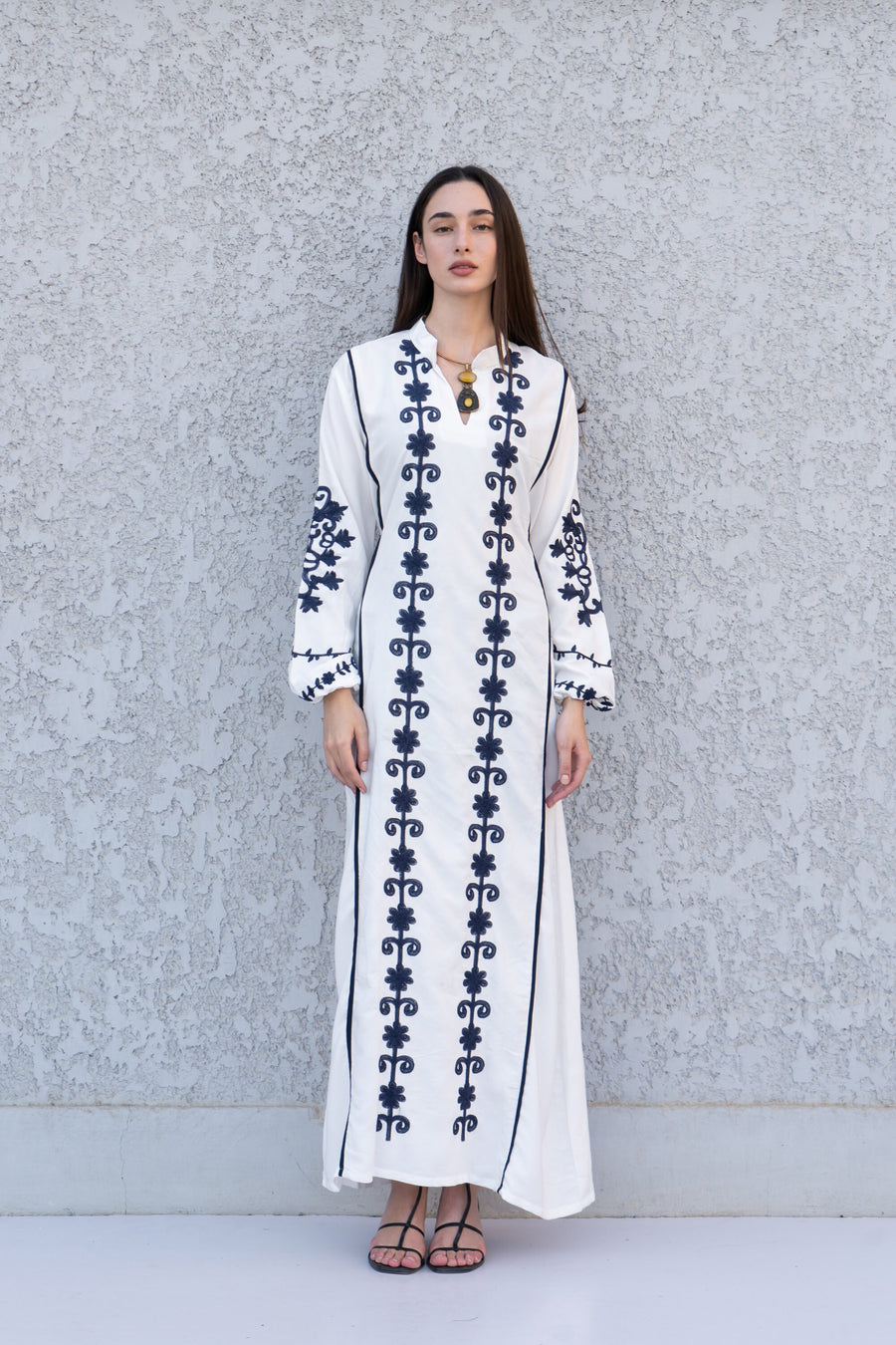 Beautiful White embroidered Kaftan maxi dress, Kaftan maxi, Cotton caftan women, caftan, Chic embroidered caftan, Egyptian cotton 10-23