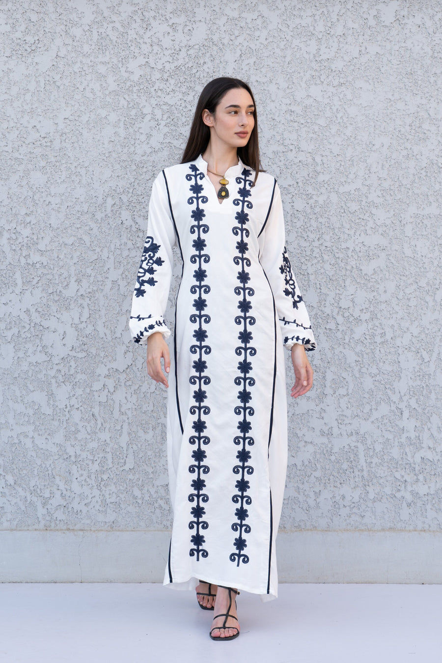 Beautiful White embroidered Kaftan maxi dress, Kaftan maxi, Cotton caftan women, caftan, Chic embroidered caftan, Egyptian cotton 10-23